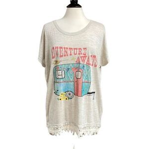 Southern Grace Taupe Adventure Awaits Camper Tunic Top Size S/M NWOT